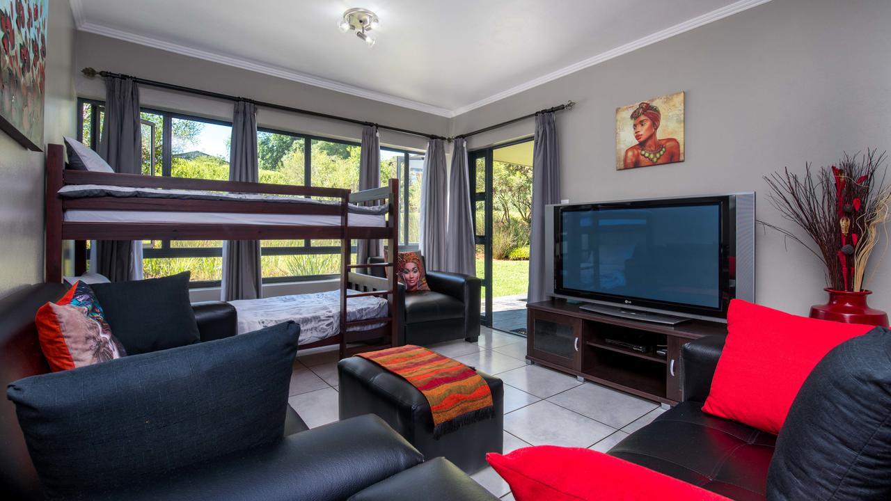 Jozistay @ Jackal Creek Apartments Roodepoort Kültér fotó